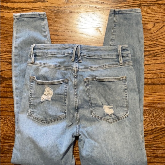 Good American Denim - Good American Good Legs Crop 6/28 GLC899T